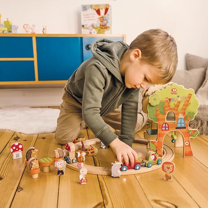 Tree House Play World | 2+ Years | Size 20" x 16.5" x 11.5" | Hand-Eye Coordination | 31 Piece Set | Playtales Included | Play World Collection |