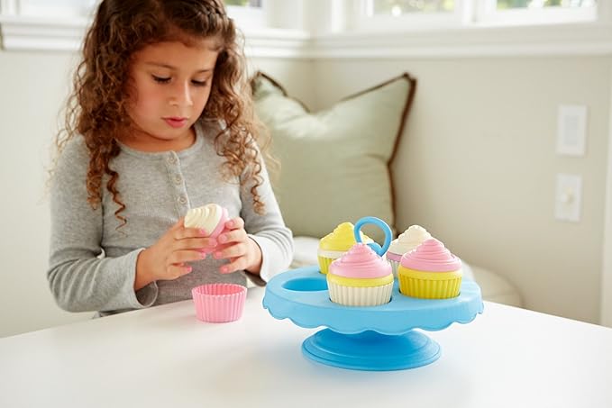 Green Toys Cupcake Set - 16 Piece Pretend Play, Motor Skills, Language & Communication Kids Role Play Toy. No BPA, phthalates, PVC. Dishwasher Safe, Recycled Plastic, Made in USA.