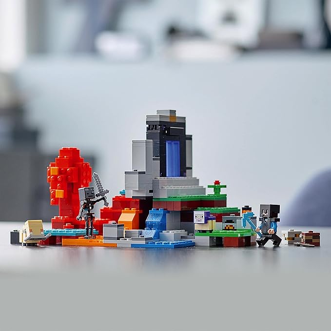 Lego Minecraft Devastated Portal 21172