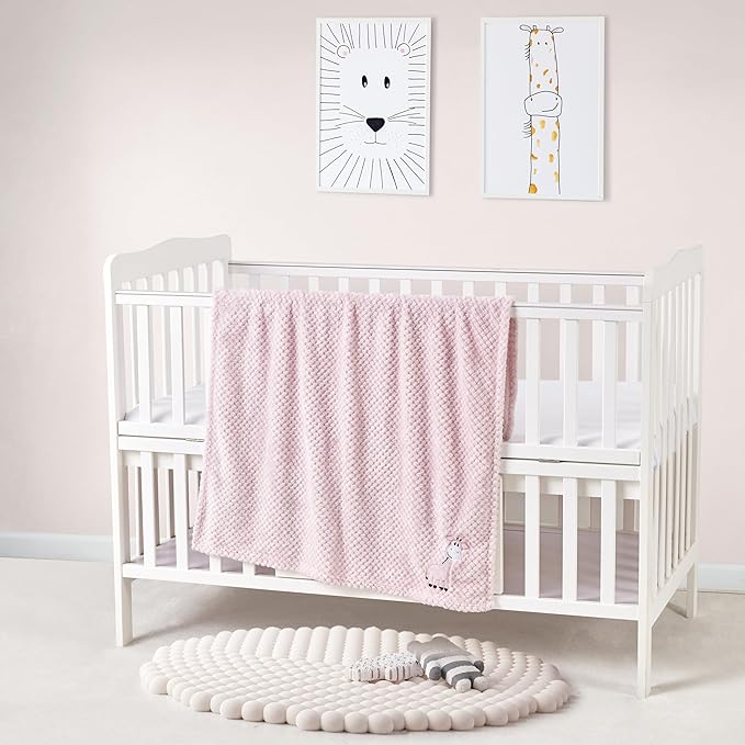 CREVENT Baby Welcome Gift Set Storage Basket with Two Blankets+ A Security Blanket + A Taggie + A Gift Bag with Ribbon (Pink)