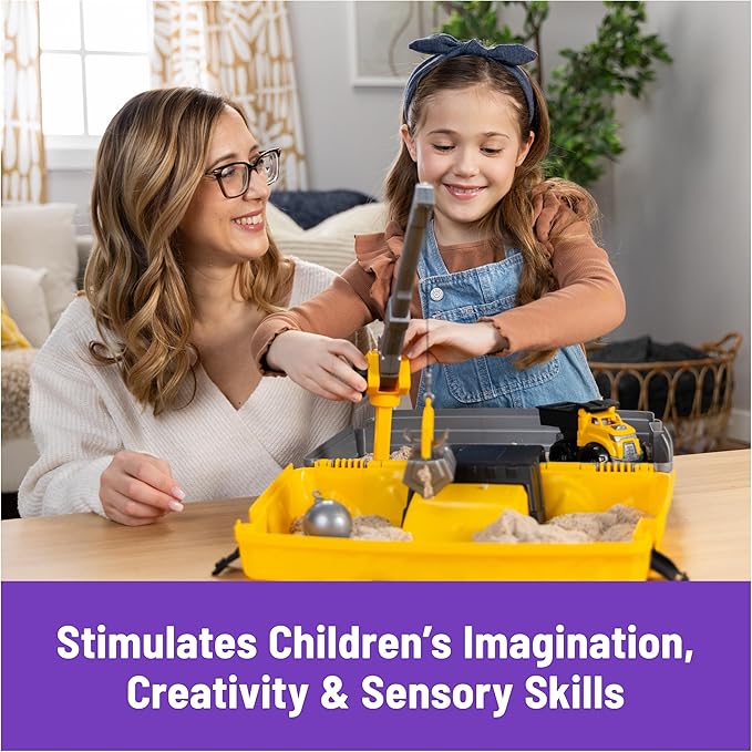 Kinetic Sand, Construction Site Folding Sandbox with 2lbs Play Sand & Toy Truck, Sensory Toys for Kids Ages 3 and up