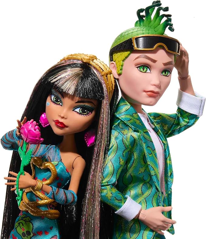 Monster High Howliday Love Edition Dolls, Cleo De Nile & Deuce Gorgon Collector 2-Pack with Valentine's Accessories & Displayable Packaging
