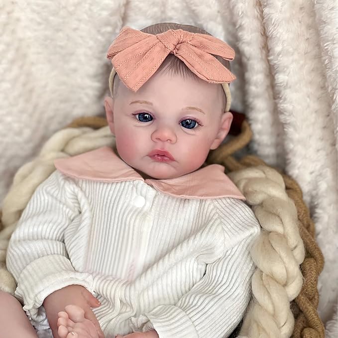 Realistic Reborn Baby Dolls-18 Inch Real Life Baby Dolls Girl Lifelike Baby Doll with Accessories for 3+ Years Old (White)