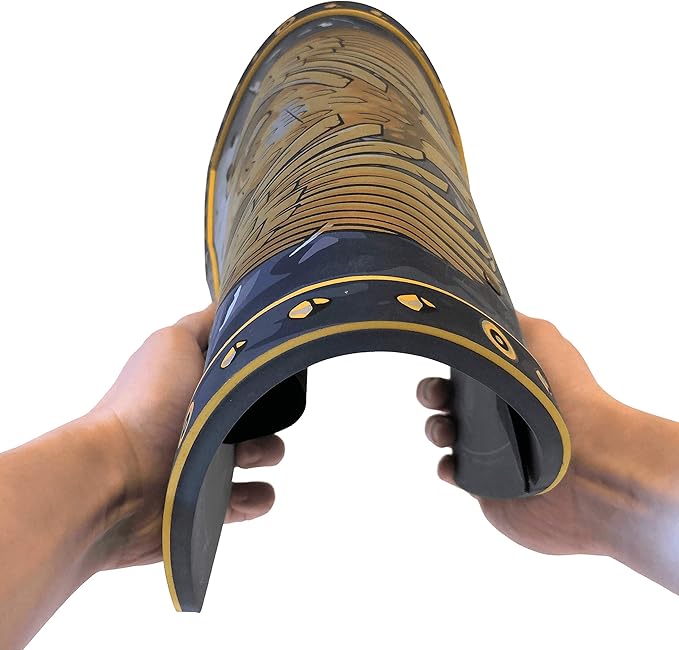 Liontouch - Golden Eagle Knight Shield - Age 3-8 Years | Medieval Pretend Play Foam Toy for Boys with Eagle Theme | Safe Weapon & Battle Accessory for Kid’s Dress Up & Costumes