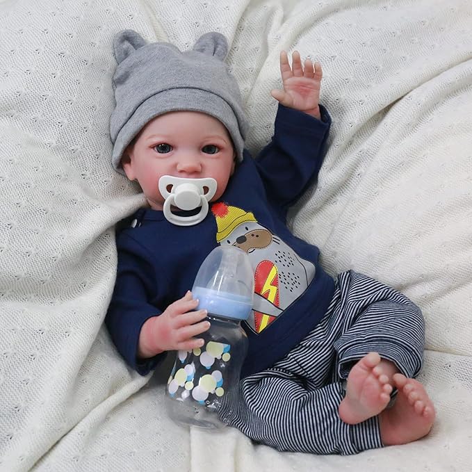 WOOROY Realistic Reborn Baby Dolls Boy - 19 Inch Lifelike Newborn Baby Dolls Handmade Real Life Baby Dolls Reborn Toddler with Soft Cloth Body Gift Toys for Kids Age 3 +