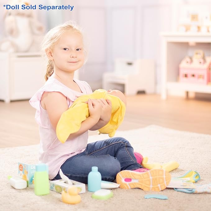 Melissa & Doug Mine to Love Changing & Bathtime Play Set for Dolls – Diapers, Pretend Shampoo,Wipes, Towel, More (19 pcs)