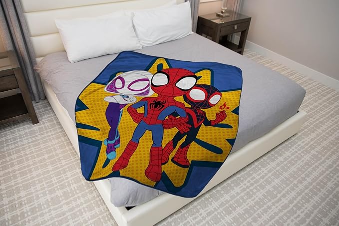 Jay Franco Marvel Spidey and His Amazing Friends Kids' Plush Fleece Throw Blanket, 46" x 60", Fade Resistant, Cozy for Toddlers & Kids