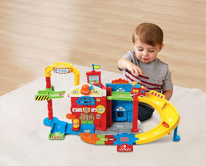 VTech Go! Go! Smart Wheels Save The Day Fire Station, Multicolor