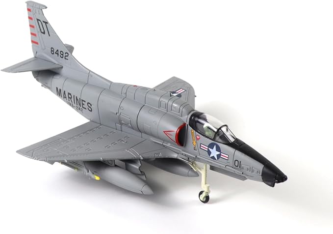 1/72 A-4 Skyhawk Attack Pre-Build Diecast Metal Aircraft Model Kits U.S. Marine Corps Replica Military for Display Collection or Gift（VMA-242 1st Maw）