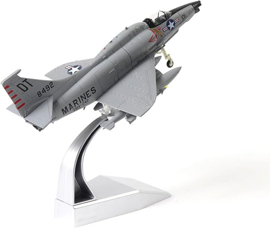 1/72 A-4 Skyhawk Attack Pre-Build Diecast Metal Aircraft Model Kits U.S. Marine Corps Replica Military for Display Collection or Gift（VMA-242 1st Maw）