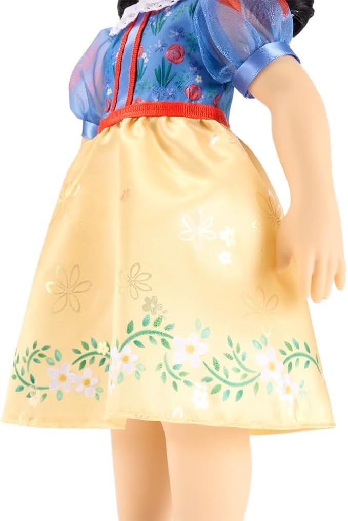 Disney Store Official Snow White Once Upon a Story Doll - 16 Inch Disney Princess Toys Featuring Reflective Eyes with 3D Pupil and Iris, Detailed Costume, Hair Comb & Shoes - Comes in Display Box