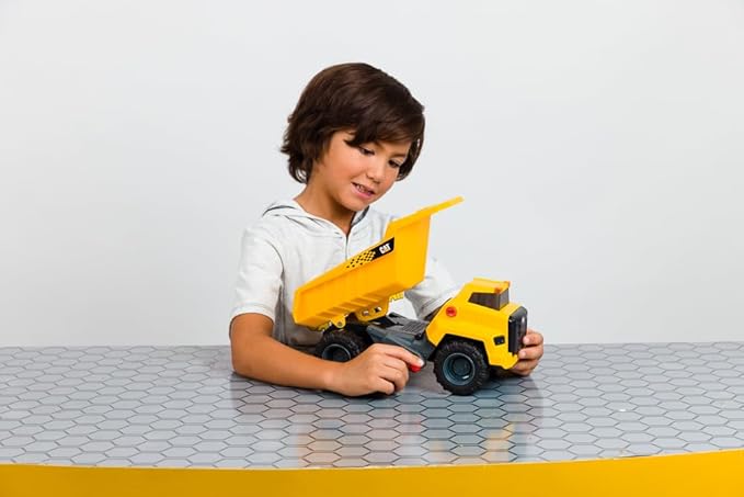 CAT Construction Toys, Power Haulers 2.0 Dump Truck, Realistic Lights and Sounds, Motion Drive Technology, Working Features, & Realistic Construction Experience.