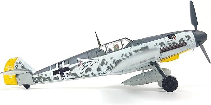 BF-109G Messerschmitt 1/72 Metal Airplane Model Kit with Stand WWII Diecast Alloy Fighter Model Vintage Combat Plane Prebuild Military Aircraft Collection(Desert Yellow)