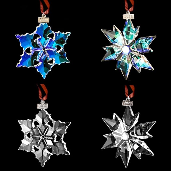 2024 Crystal Christmas Ornaments 4pcs/Set Colorful and Clear Snowflake Christmas Ornament Car Hanging Ornaments (2024 4pcs)