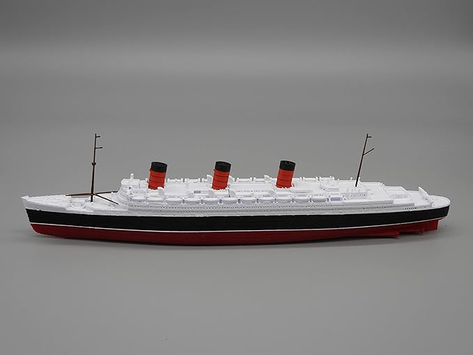 12" Prebuilt Display Model Ship (RMS Queen Mary 1ft Model)