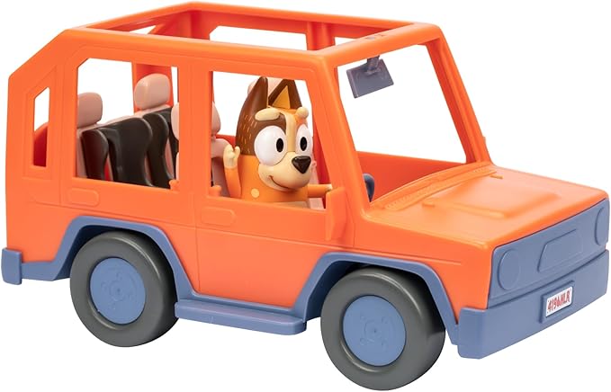 Bluey Heeler Family Road Trip 4WD Vehicle, Includes Articulated Chilli Figure, with Open Roof to Easily Fit 4 Figures Inside, Ideal for All 2.5 Inch Figures (Sold Separately)