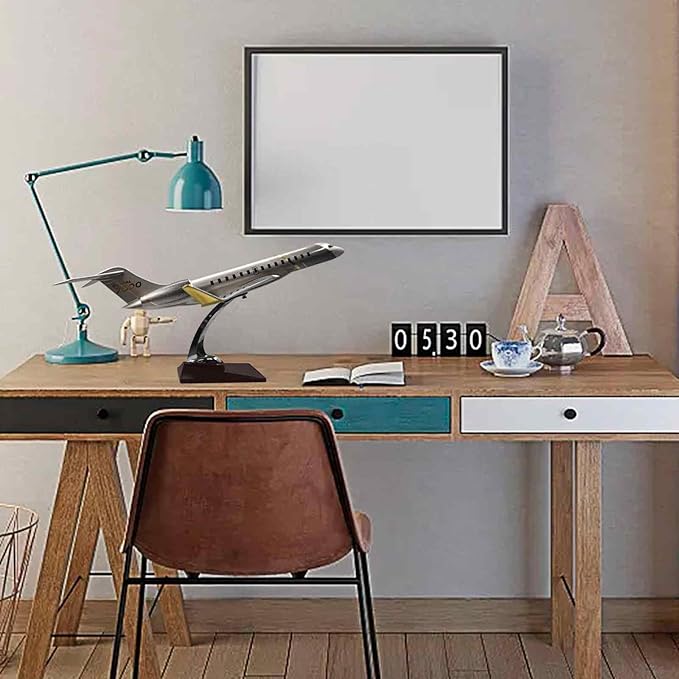 1:72 Large Model Jet Airplane, Global 7500 Plane Model Resin Aircraft Model for Office Home Desk Decor and Aircraft Enthusiasts Collection or Presents (9x19.7inch)