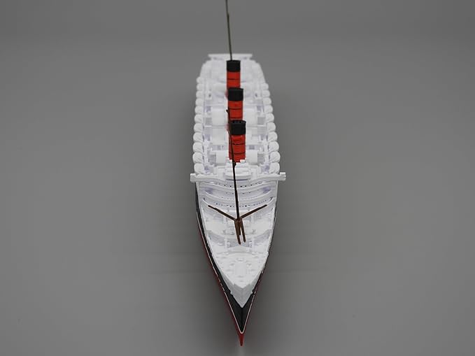 12" Prebuilt Display Model Ship (RMS Queen Mary 1ft Model)