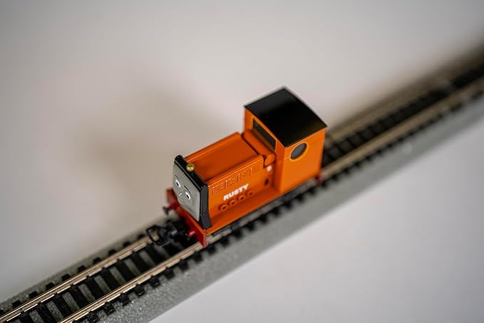 Bachmann Trains Thomas & Friends - Narrow Gauge Rusty (Diecast Construction) - HOn30 Scale - Runs on N Scale Track, Prototypical Orange