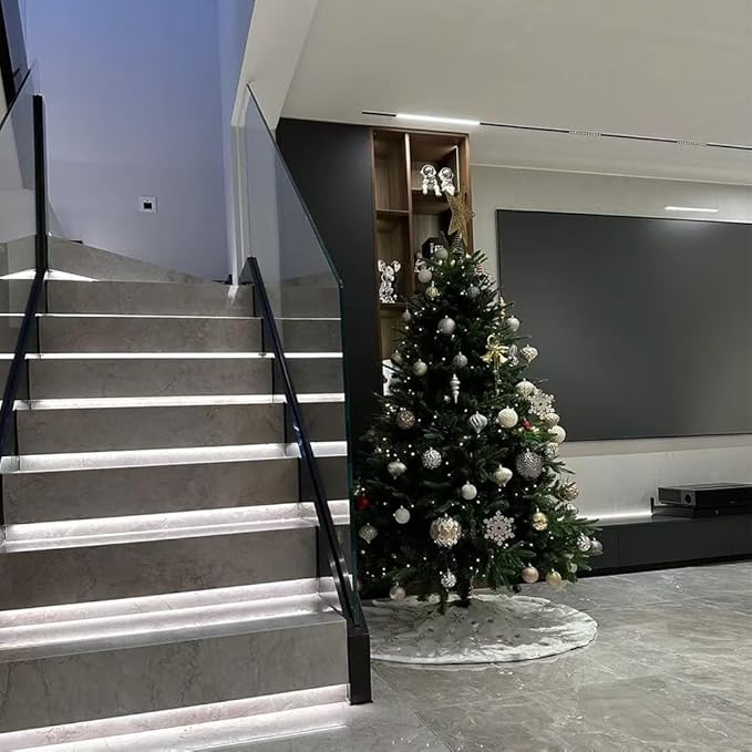 Christmas Tree Skirt Sliver, 60 inches Snow White Tree Skirt Decoration for Xmas Faux Rabbit Fur