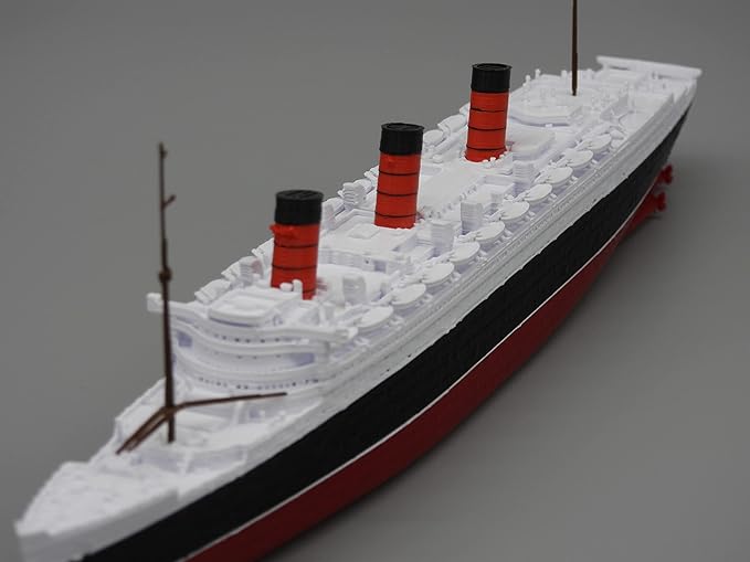 12" Prebuilt Display Model Ship (RMS Queen Mary 1ft Model)