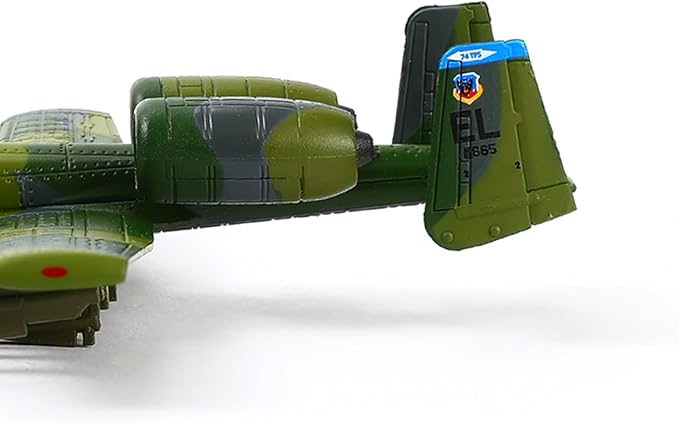 1/144 A-10 Thunderbolt II Warthog Airplane Model Military Alloy Fighter Model A10 Metal Aircraft Camouflage Paint Model for Adults Enthusiasts Collections or Gift