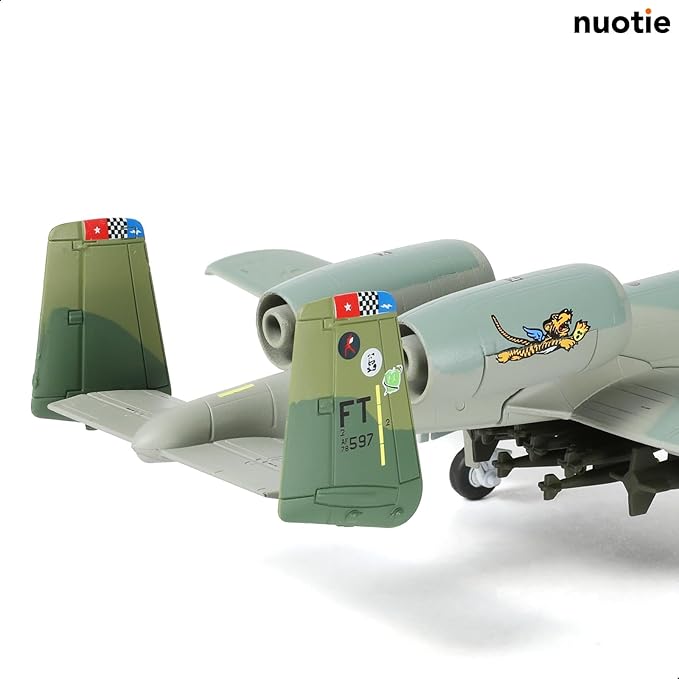 1/100 A-10 Thunderbolt II (Warthog) Attack Pre-Build Diecast Metal Aircraft Model Kits Replica Military Plane for Display Collection or Gift（Tiger Shark Painting）