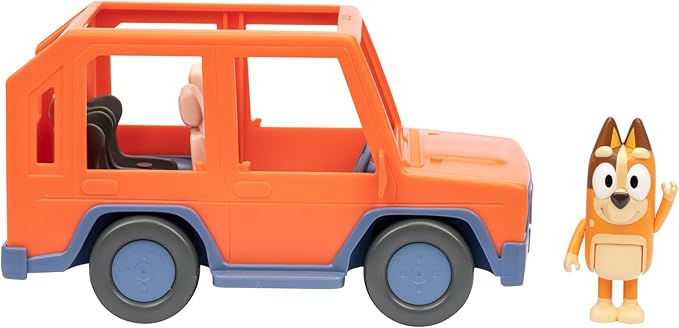 Bluey Heeler Family Road Trip 4WD Vehicle, Includes Articulated Chilli Figure, with Open Roof to Easily Fit 4 Figures Inside, Ideal for All 2.5 Inch Figures (Sold Separately)