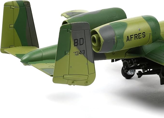 1/100 A-10 Attack Thunderbolt II (Warthog) Pre-Build Diecast Metal Aircraft Model Kits Replica Military for Display Collection or Gift