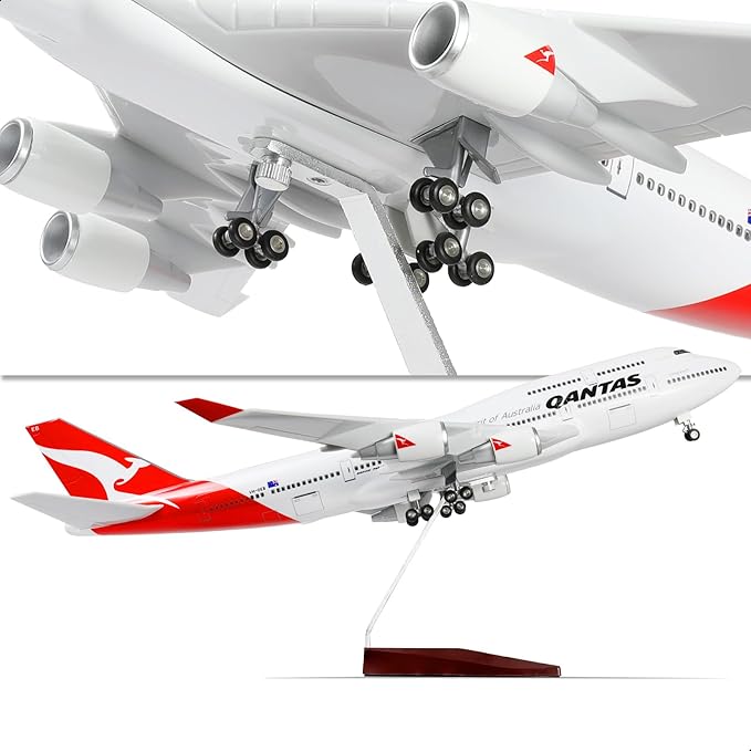 1/160 747 Airplane Model for Qantas 18-inch Pre-Built Airplane Models for Boeing 747 with Planes Display Stand Diecast Airplanes Model Kit for Adults Aviation Plane Gifts Aircraft Collection