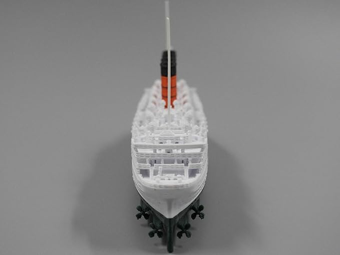 12" Prebuilt Display Model Ship (RMS Mauretania- Last 4 Years 1ft length Model)
