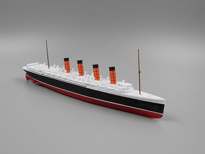 12" Prebuilt Display Model Ship (RMS Mauretania 1ft length Model)