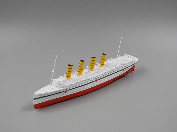12" Prebuilt Display Model Ship (HMHS Mauretania 1ft length Model)