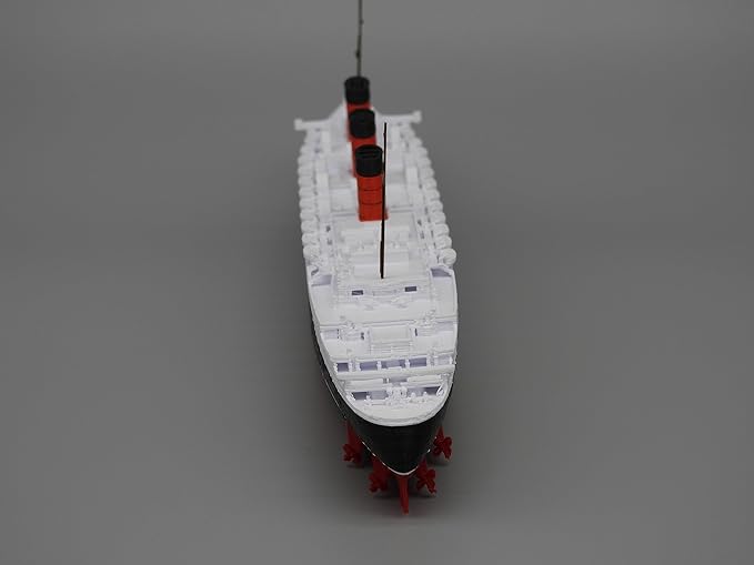 12" Prebuilt Display Model Ship (RMS Queen Mary 1ft Model)