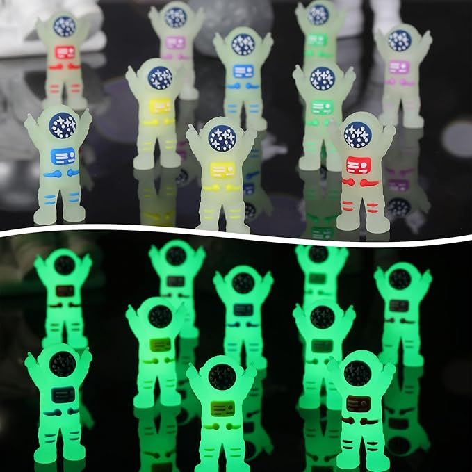 100 Pcs Mini Astronaut Figurines Glow in The Dark Miniature Astronaut Tiny Spaceman Toys for Space Party Piñata Cake Topper Kids School Classroom Prize Gift Hide and Seek (Full Body Glow)