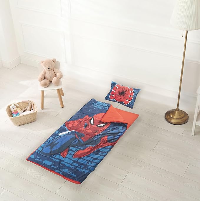 Jay Franco Marvel Spiderman Zaap 3 Piece Plush Sleepover Set