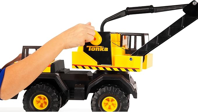 Tonka Steel Classics Mighty Crane - Made with Steel & Sturdy Plastic, Yellow Toy Construction Truck, Boys and Girls, Kids, Toddlers, Ages 3+
