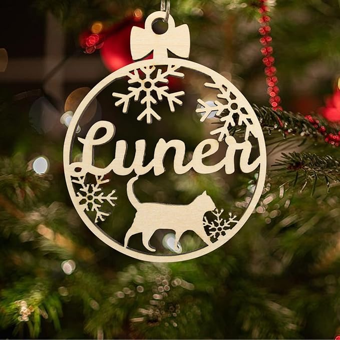 Personalized Dog Cat Paw Ornament Christmas, Custom Pet's Name Ornament, Customized Wooden Crawling Cat Ornaments for Christmas Tree