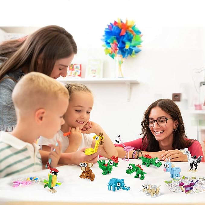 2025 Animal Advent Calendar Building Set for Kids – Christmas Countdown Calendar with 24 3-in-1 Animal Packs, 72 Mini Models, Creative Building Toys & Christmas & Birthday Gifts for Boys & Girls 6+