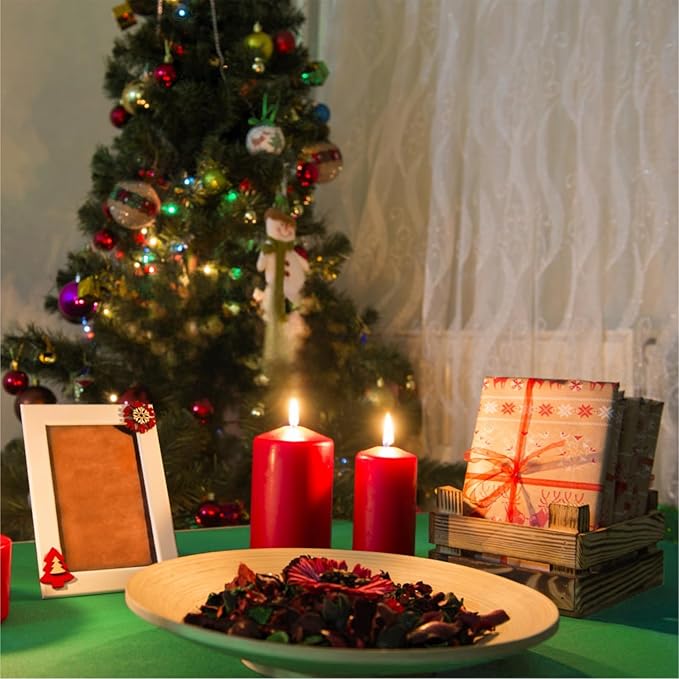 12 Pack Christmas Round Tablecloths, 84 Inch Disposable Plastic Table Covers for Xmas Party Decoration, Red White Green Waterproof Circle Table Cloth Bulk for New Year Wedding Family Gathering Banquet