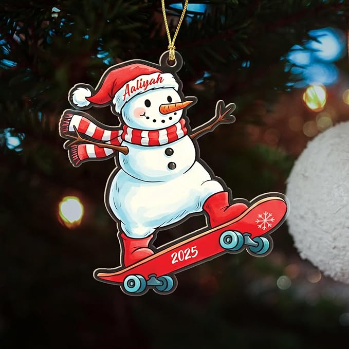 Personalized Skateboarding Snowman Shaped Ornament Gift for Men Women Skateboarder Team Coach, Custom Year Name Skateboard Player Hanging Ornament for Appreciation, Skateboarding Lover Ornaments 2025