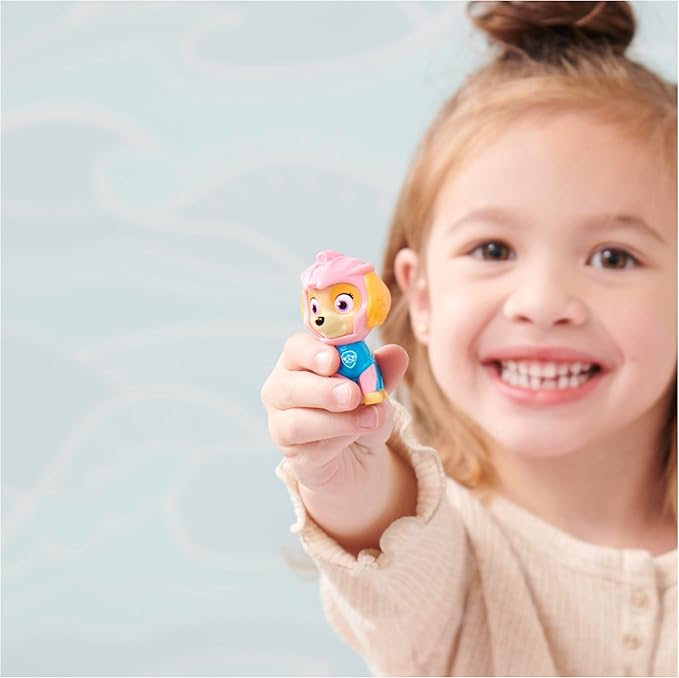 PAW Patrol, Aqua Pups Skye and Manta Ray Action Figures Set, Kids Toys for Ages 3 and up