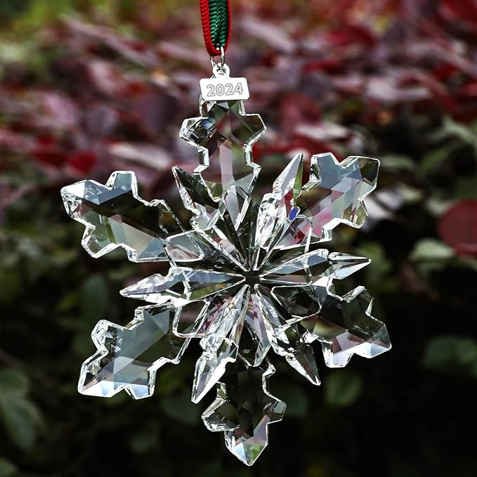 2024 Annual Edition Crystal Snowflake Ornaments Christmas Ornaments Home Hanging Decor Gifts (Clear)