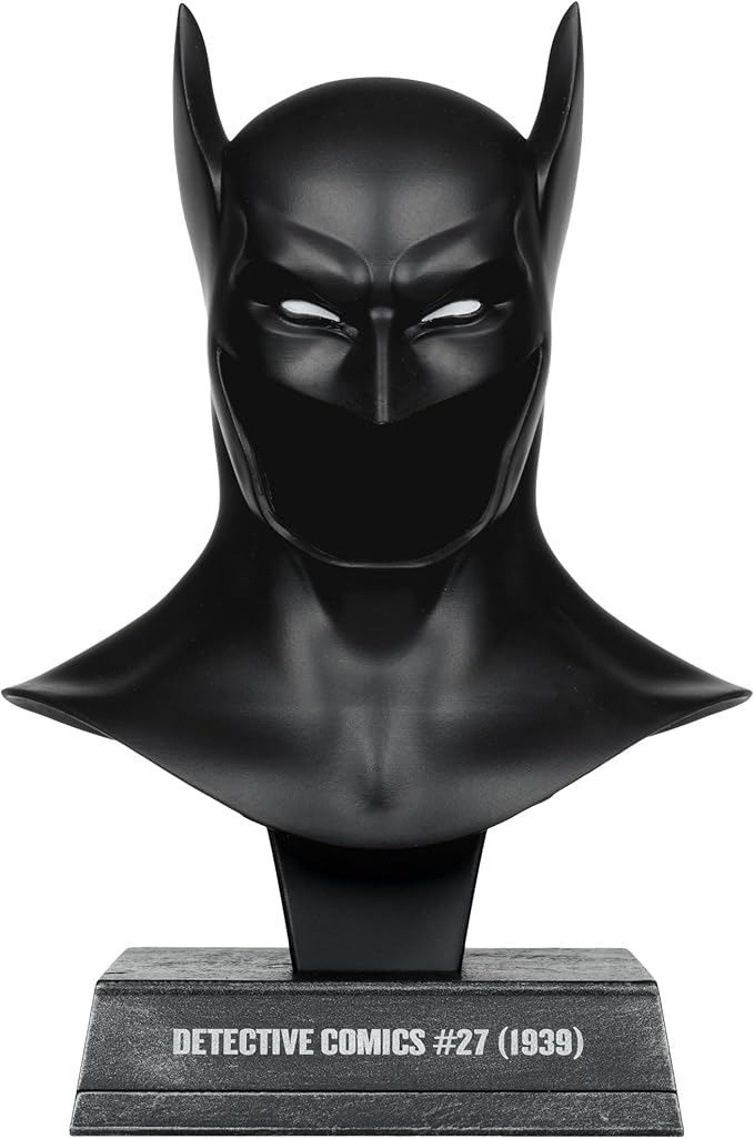 McFarlane Toys - DC Direct Batman Detective Comics #27 (1st Appearance) Cowl Replica 1:3 Scale