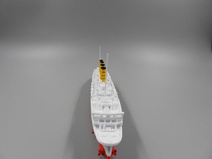 12" Prebuilt Display Model Ship (HMHS Mauretania 1ft length Model)