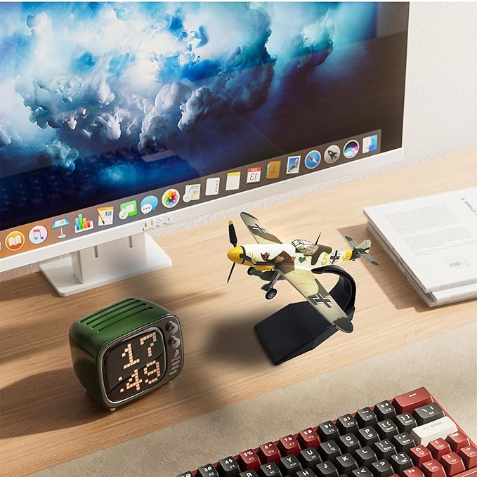 1/72 Scale German WWII Messerschmidt BF-109 Fighter Model Diecast Airplanes Military Display Model Aircraft for Collection Classic Model (Jungle Camouflage)