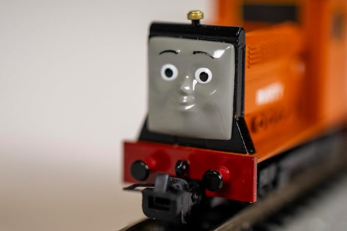 Bachmann Trains Thomas & Friends - Narrow Gauge Rusty (Diecast Construction) - HOn30 Scale - Runs on N Scale Track, Prototypical Orange