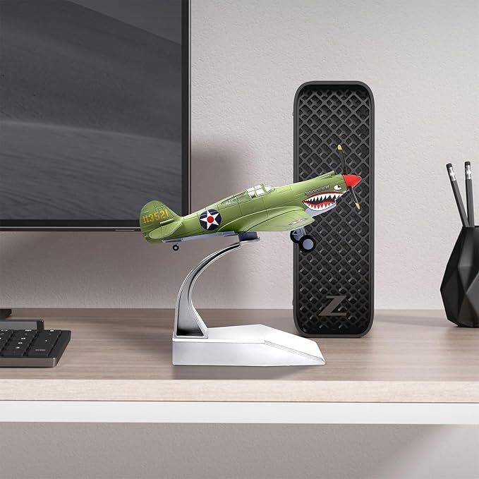 1/72 Scale P-40B Tomahawk Fighter Jet AVG Fighter Model Die-Cast Metal Construction Military Display Collectible and Gift Idea for Aircraft Model Lovers.