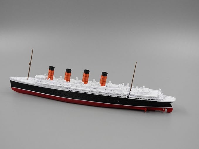12" Prebuilt Display Model Ship (RMS Mauretania 1ft length Model)