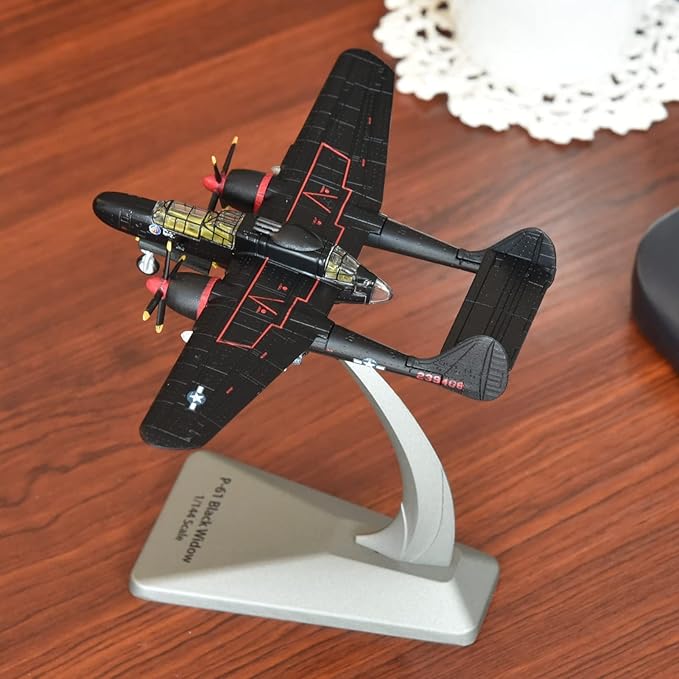 Northrop P-61B Black Widow 1:144 Scale Aircraft Model Kits WWII Fighter Model Metal Die-cast Model Aircraft for Collection Or Airplane Model Gift